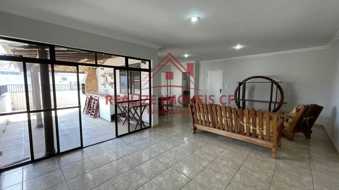 Foto 1 de Cobertura com 5 quartos à venda, 190m2 em Algodoal, Cabo Frio - RJ