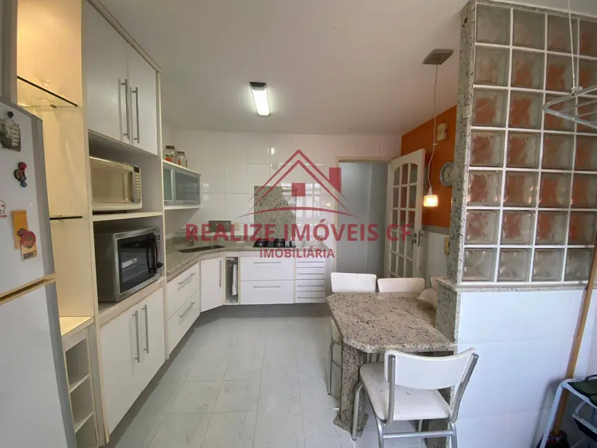 Foto 5 de Apartamento com 3 quartos à venda, 90m2 em Braga, Cabo Frio - RJ