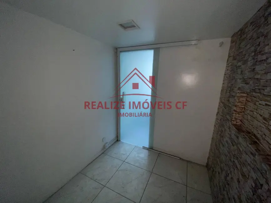 Sala Comercial para alugar, 40m2 em Centro, Cabo Frio - RJ - imagem 4 Foto 4 de Sala Comercial para alugar, 40m2 em Centro, Cabo Frio - RJ