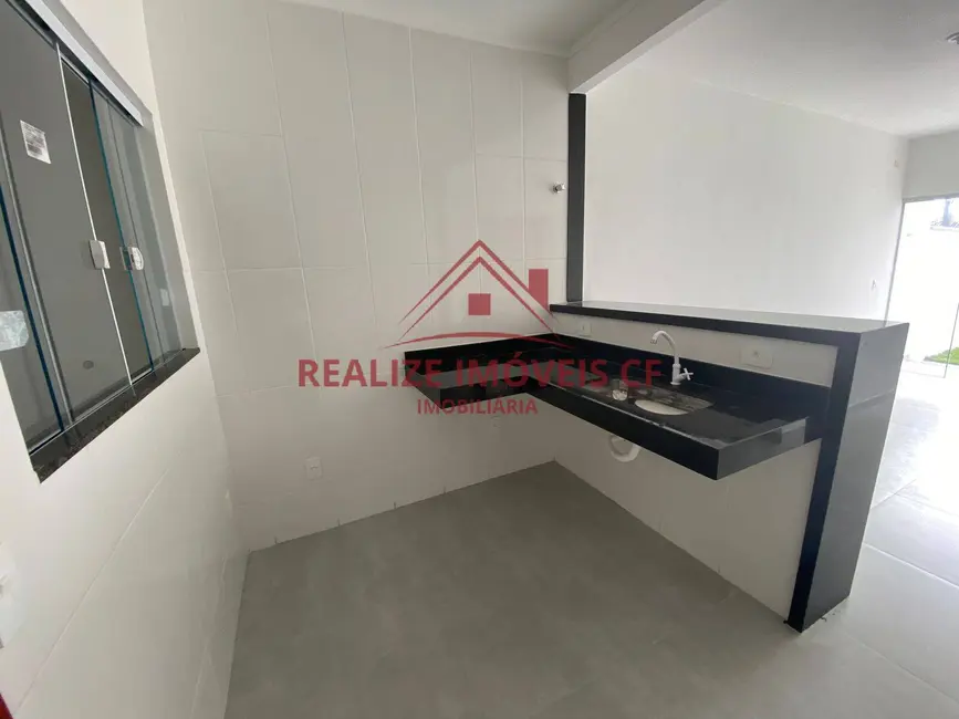 Foto 4 de Casa com 2 quartos à venda, 60m2 em Cabo Frio - RJ