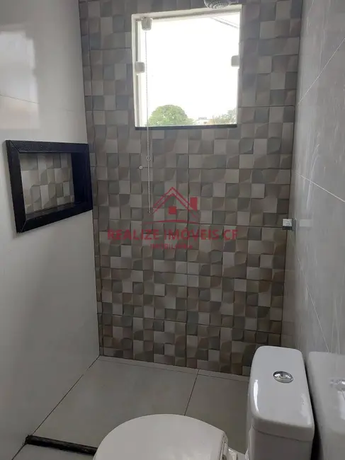 Foto 9 de Casa com 2 quartos à venda, 70m2 em Cabo Frio - RJ