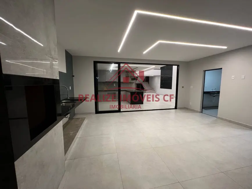 Casa de Condomínio com 4 quartos à venda, 240m2 em Nova São Pedro, Sao Pedro Da Aldeia - RJ - imagem 8 Foto 8 de Casa de Condomínio com 4 quartos à venda, 240m2 em Nova São Pedro, Sao Pedro Da Aldeia - RJ