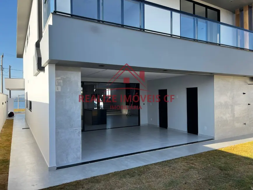 Casa de Condomínio com 4 quartos à venda, 240m2 em Nova São Pedro, Sao Pedro Da Aldeia - RJ - imagem 9 Foto 9 de Casa de Condomínio com 4 quartos à venda, 240m2 em Nova São Pedro, Sao Pedro Da Aldeia - RJ