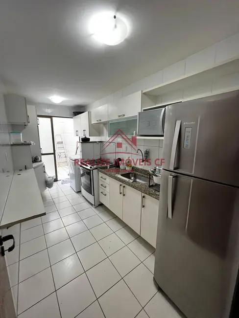 Apartamento com 3 quartos à venda, 120m2 em Centro, Cabo Frio - RJ - imagem 5 Foto 5 de Apartamento com 3 quartos à venda, 120m2 em Centro, Cabo Frio - RJ