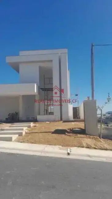 Foto 2 de Casa de Condomínio com 3 quartos à venda, 130m2 em Nova São Pedro, Sao Pedro Da Aldeia - RJ