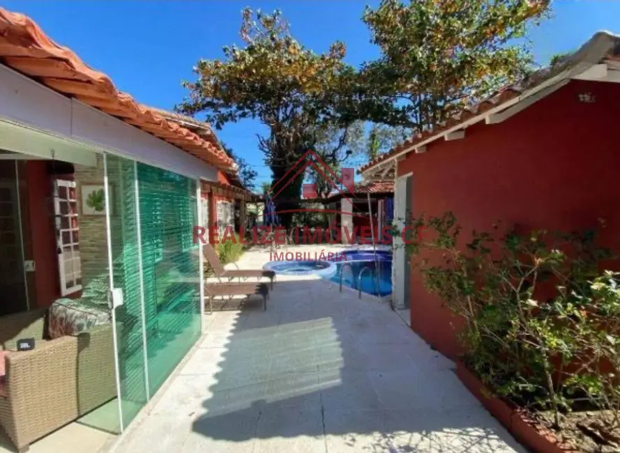 Foto 3 de Casa de Condomínio com 4 quartos à venda, 200m2 em Jardim Olinda, Cabo Frio - RJ