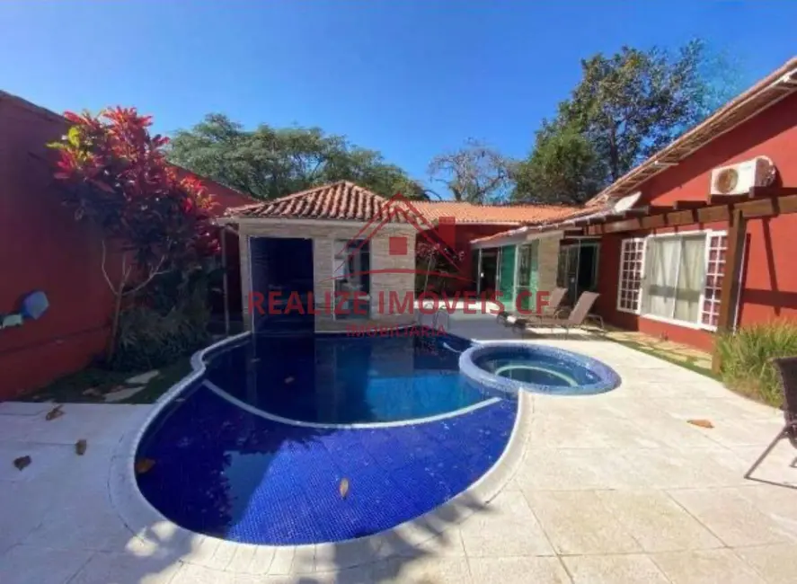 Foto 1 de Casa de Condomínio com 4 quartos à venda, 200m2 em Jardim Olinda, Cabo Frio - RJ