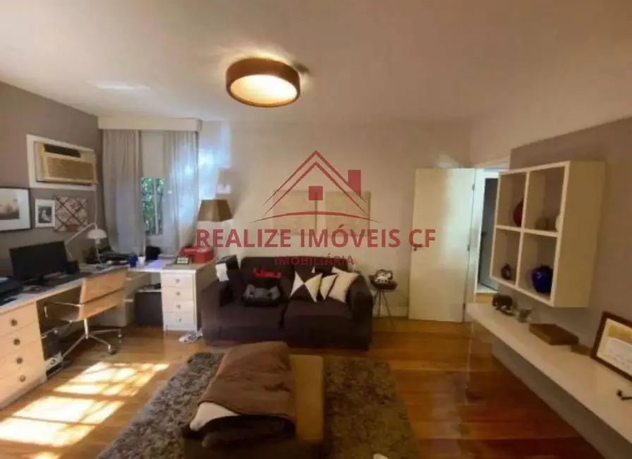 Foto 8 de Casa de Condomínio com 4 quartos à venda, 200m2 em Jardim Olinda, Cabo Frio - RJ