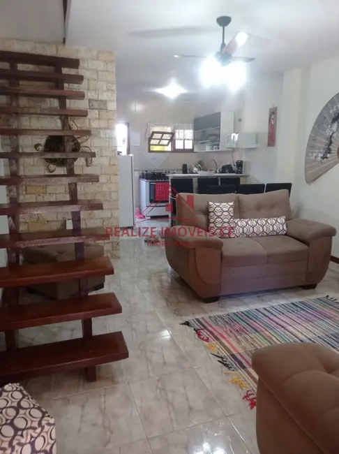 Foto 5 de Casa de Condomínio com 2 quartos à venda, 80m2 em Arraial Do Cabo - RJ