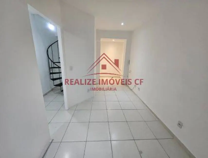 Loja para alugar, 50m2 em Centro, Cabo Frio - RJ - imagem 9 Foto 9 de Loja para alugar, 50m2 em Centro, Cabo Frio - RJ