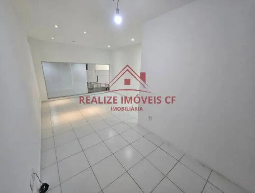 Loja para alugar, 50m2 em Centro, Cabo Frio - RJ - imagem 3 Foto 3 de Loja para alugar, 50m2 em Centro, Cabo Frio - RJ