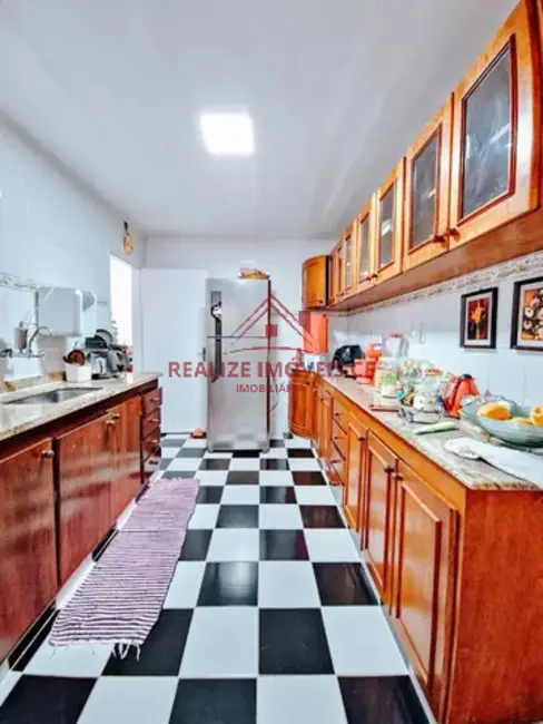 Foto 7 de Casa com 5 quartos à venda, 200m2 em Braga, Cabo Frio - RJ