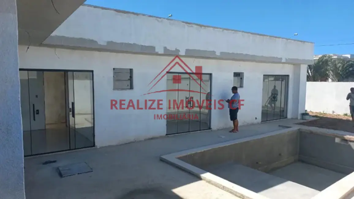 Casa de Condomínio com 3 quartos à venda, 170m2 em Cabo Frio - RJ - imagem 2 Foto 2 de Casa de Condomínio com 3 quartos à venda, 170m2 em Cabo Frio - RJ