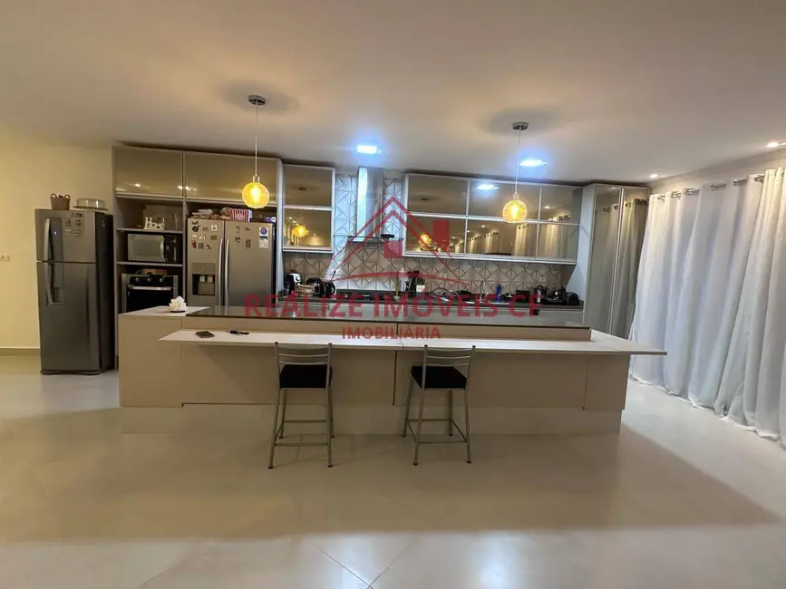 Foto 7 de Casa com 5 quartos à venda, 512m2 em Cabo Frio - RJ