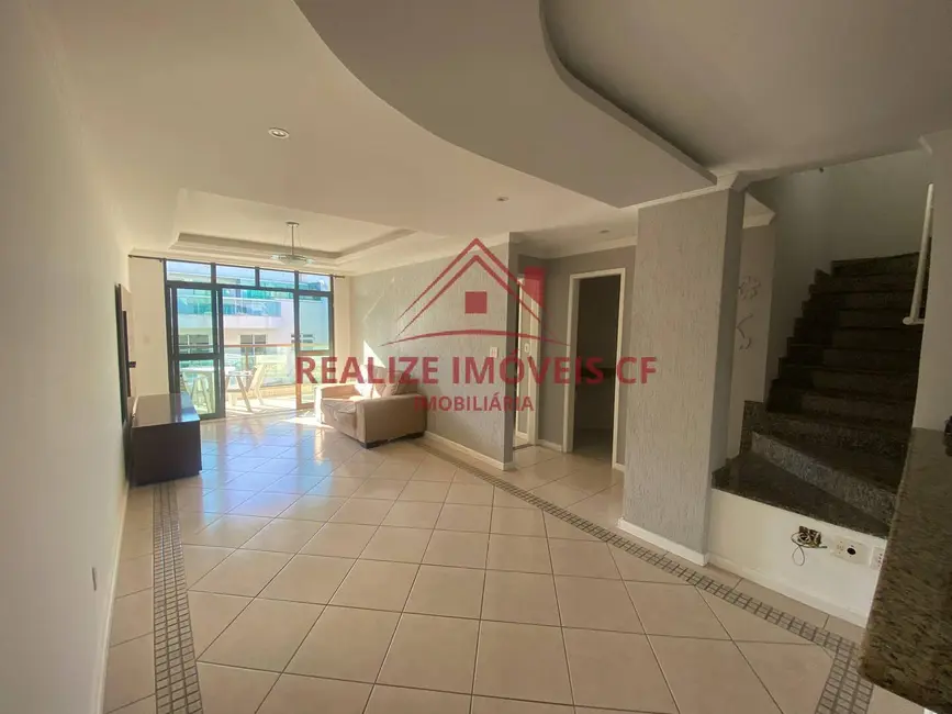 Cobertura com 3 quartos à venda, 120m2 em Centro, Cabo Frio - RJ - imagem 3 Foto 3 de Cobertura com 3 quartos à venda, 120m2 em Centro, Cabo Frio - RJ