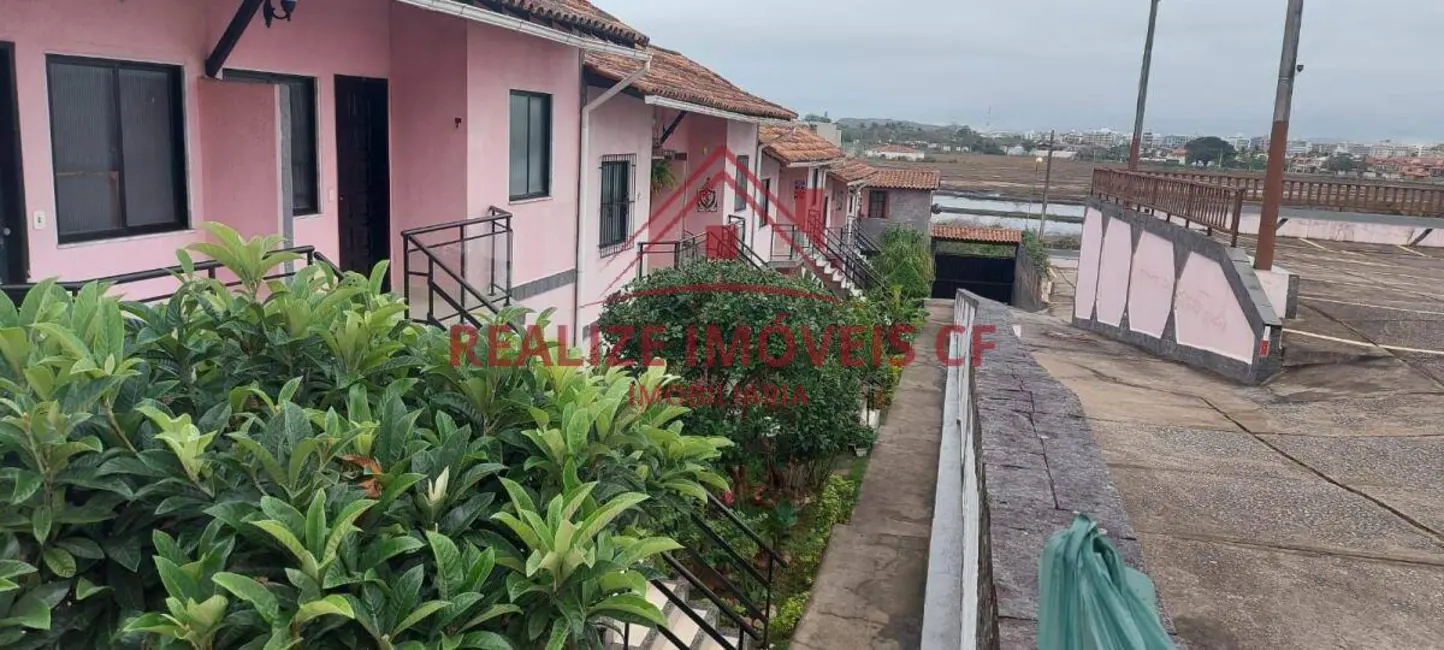 Foto 1 de Casa de Condomínio com 2 quartos à venda, 60m2 em Peró, Cabo Frio - RJ