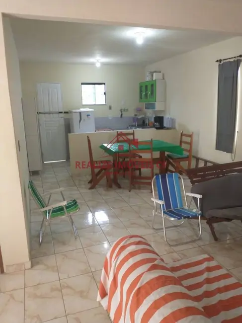 Foto 2 de Casa com 4 quartos à venda, 103m2 em Palmeiras, Cabo Frio - RJ