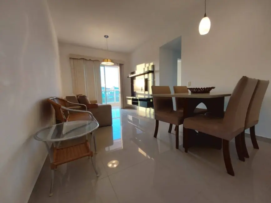 Apartamento com 3 quartos à venda, 120m2 em Centro, Cabo Frio - RJ - imagem 4 Foto 4 de Apartamento com 3 quartos à venda, 120m2 em Centro, Cabo Frio - RJ