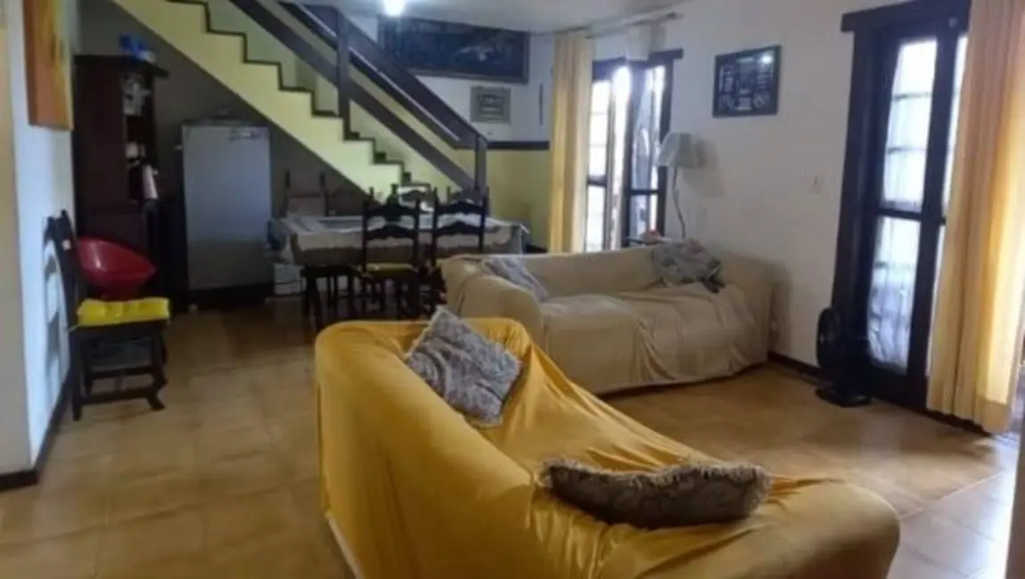 Casa com 3 quartos à venda, 120m2 em Peró, Cabo Frio - RJ - imagem 5 Foto 5 de Casa com 3 quartos à venda, 120m2 em Peró, Cabo Frio - RJ