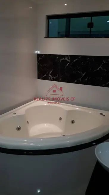 Foto 9 de Casa com 4 quartos à venda, 200m2 em Cabo Frio - RJ