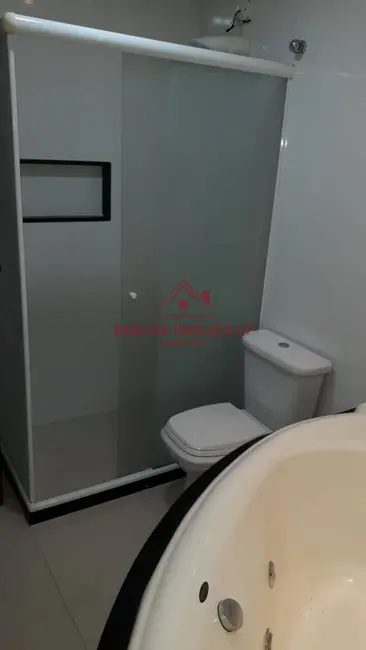 Foto 4 de Casa com 4 quartos à venda, 200m2 em Cabo Frio - RJ