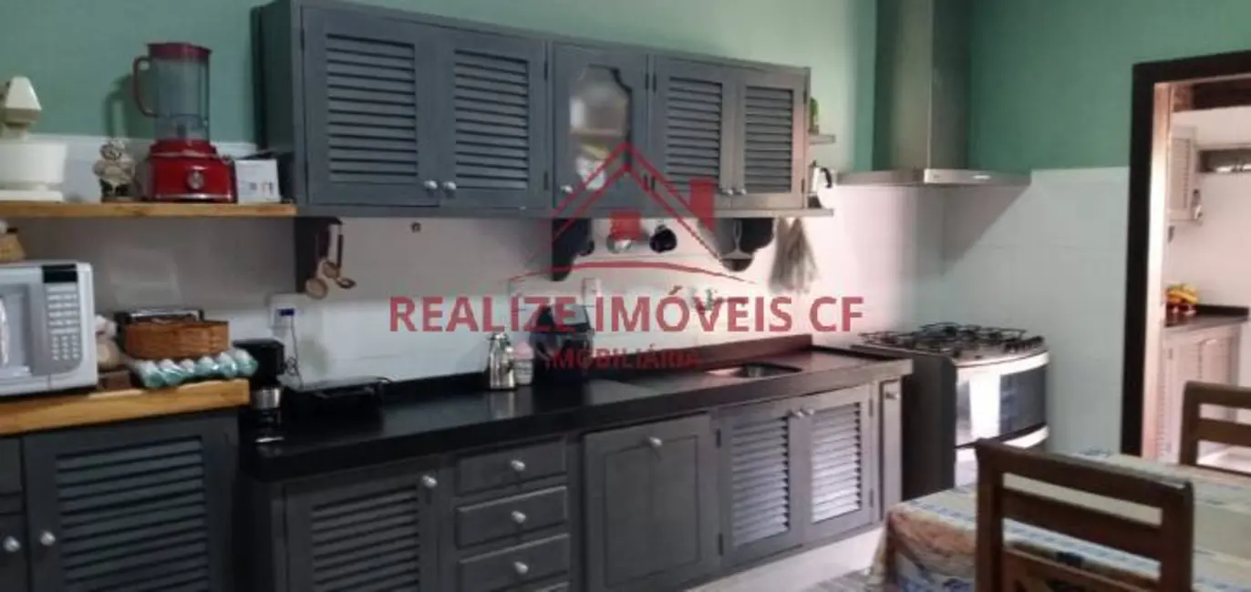 Casa com 2 quartos à venda, 200m2 em Portinho, Cabo Frio - RJ - imagem 3 Foto 3 de Casa com 2 quartos à venda, 200m2 em Portinho, Cabo Frio - RJ