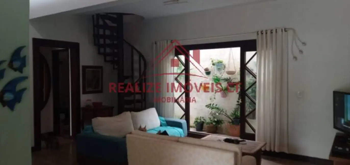 Casa com 2 quartos à venda, 200m2 em Portinho, Cabo Frio - RJ - imagem 5 Foto 5 de Casa com 2 quartos à venda, 200m2 em Portinho, Cabo Frio - RJ