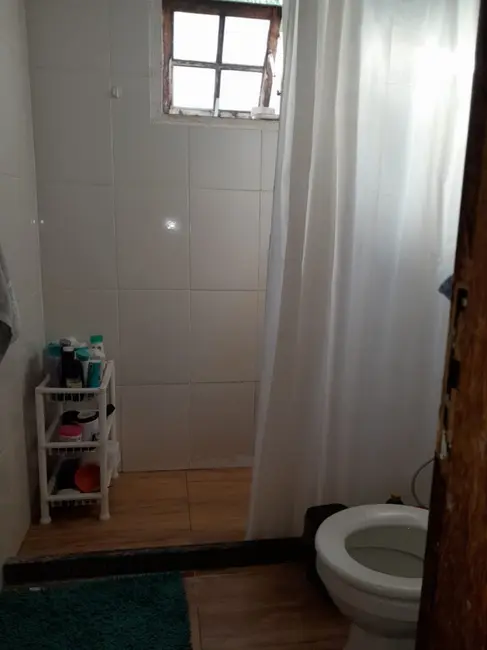 Casa com 2 quartos à venda, 200m2 em Portinho, Cabo Frio - RJ - imagem 3 Foto 3 de Casa com 2 quartos à venda, 200m2 em Portinho, Cabo Frio - RJ
