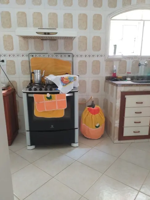 Casa com 4 quartos à venda, 170m2 em Jardim Excelsior, Cabo Frio - RJ - imagem 8 Foto 8 de Casa com 4 quartos à venda, 170m2 em Jardim Excelsior, Cabo Frio - RJ