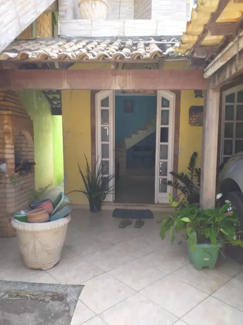 Foto 1 de Casa com 4 quartos à venda, 170m2 em Jardim Excelsior, Cabo Frio - RJ