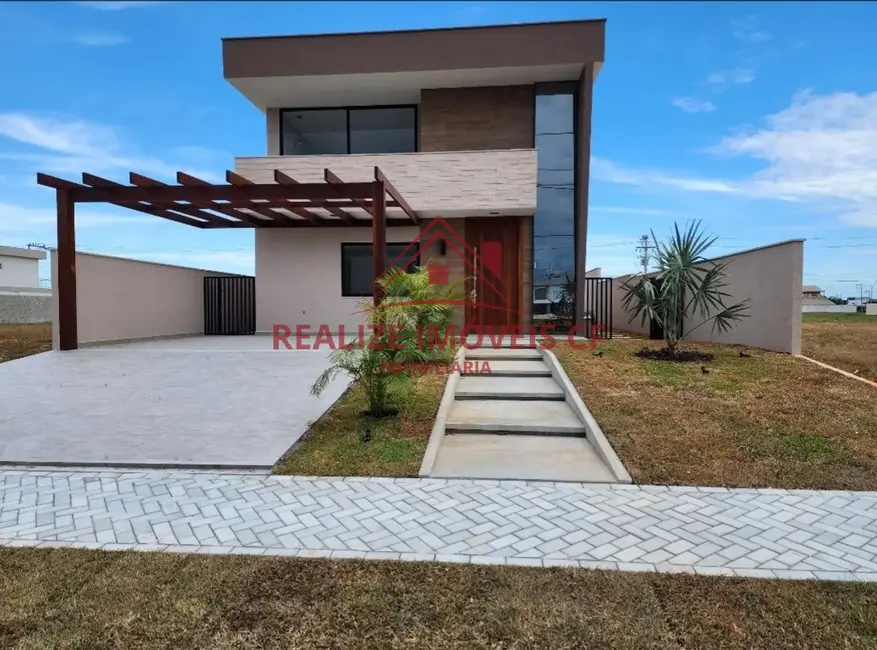 Foto 1 de Casa de Condomínio com 4 quartos à venda, 252m2 em Cabo Frio - RJ