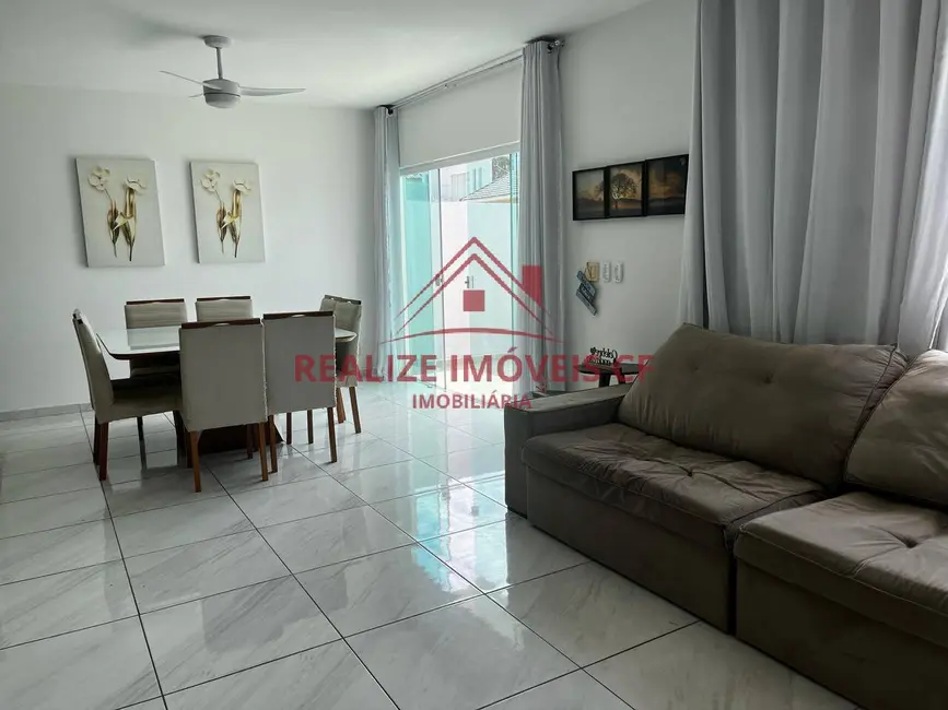 Foto 8 de Casa de Condomínio com 4 quartos à venda, 158m2 em Cabo Frio - RJ