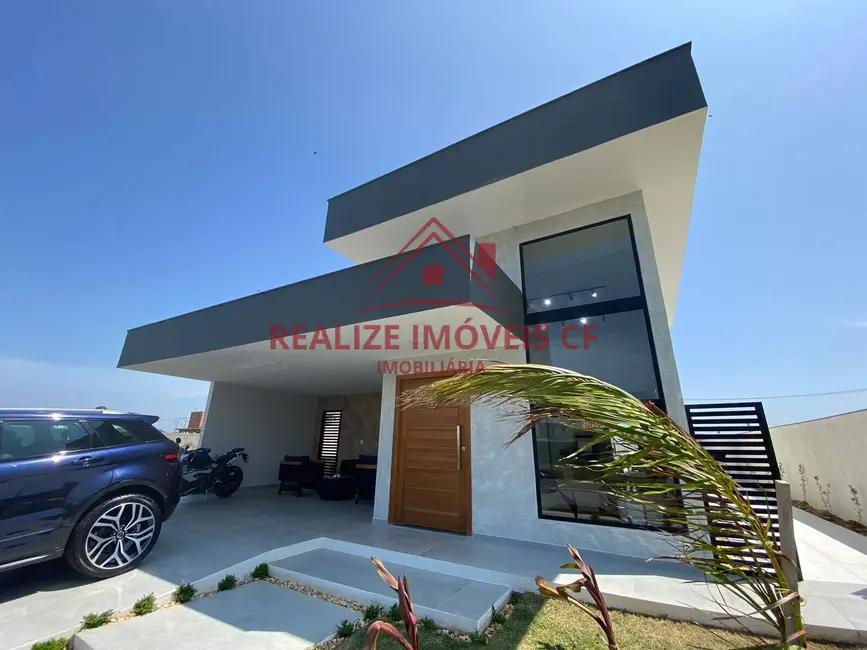 Foto 1 de Casa com 3 quartos à venda, 186m2 em Cabo Frio - RJ