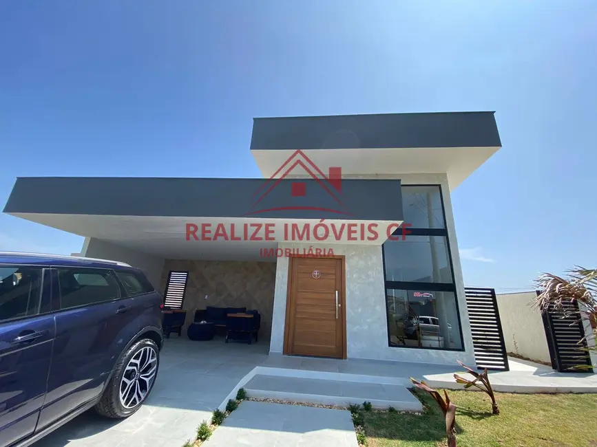 Foto 2 de Casa com 3 quartos à venda, 186m2 em Cabo Frio - RJ