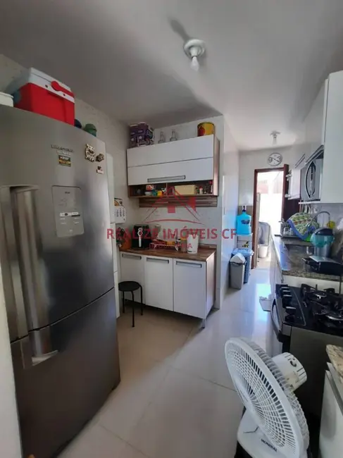 Casa de Condomínio com 3 quartos à venda, 100m2 em Caminho de Búzios, Cabo Frio - RJ - imagem 8 Foto 8 de Casa de Condomínio com 3 quartos à venda, 100m2 em Caminho de Búzios, Cabo Frio - RJ