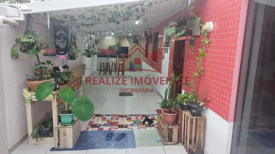 Foto 2 de Apartamento com 2 quartos à venda, 90m2 em Palmeiras, Cabo Frio - RJ