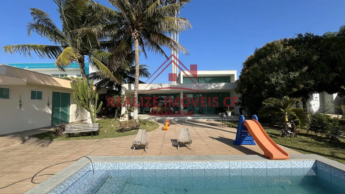 Foto 1 de Casa com 4 quartos à venda, 600m2 em Ogiva, Cabo Frio - RJ