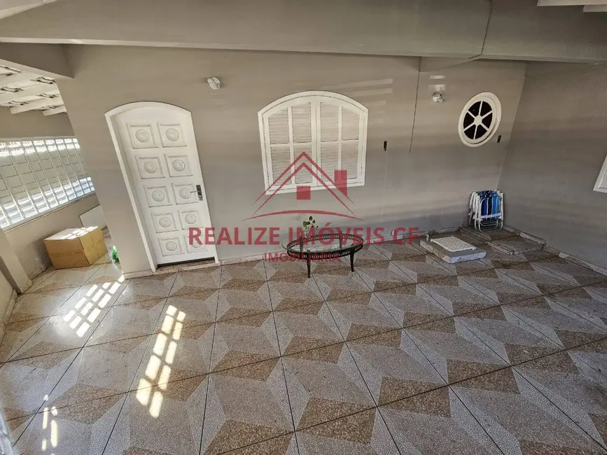 Foto 3 de Casa com 3 quartos à venda, 120m2 em Cabo Frio - RJ