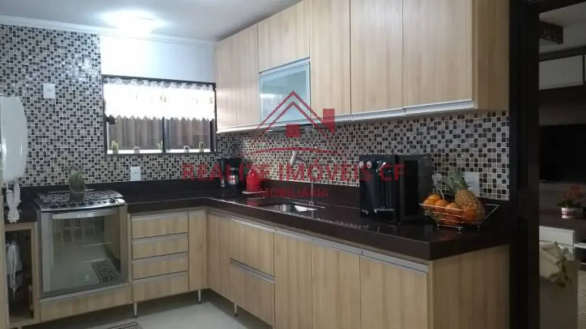 Foto 8 de Casa de Condomínio com 3 quartos à venda, 200m2 em Jardim Flamboyant, Cabo Frio - RJ