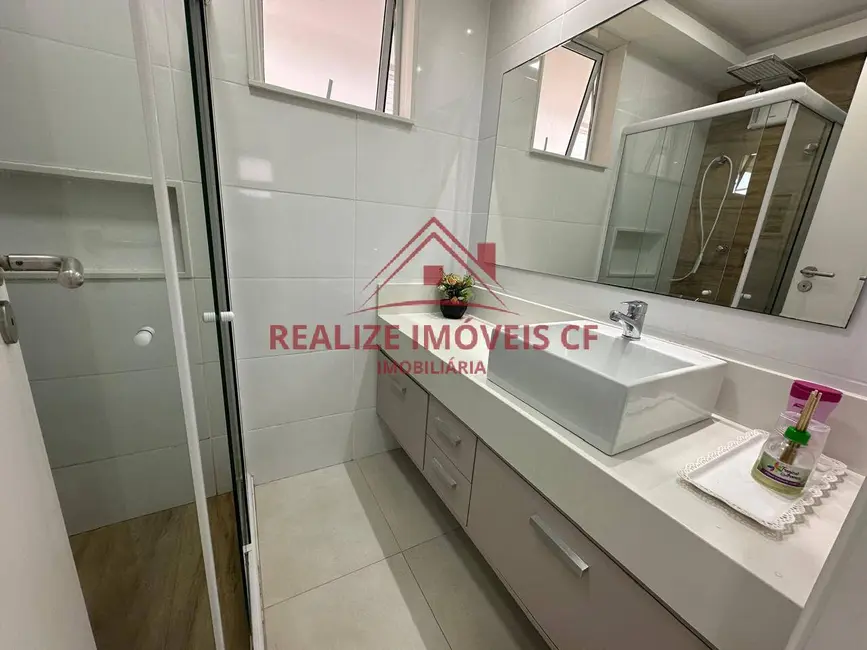 Apartamento com 2 quartos à venda, 110m2 em Centro, Cabo Frio - RJ - imagem 7 Foto 7 de Apartamento com 2 quartos à venda, 110m2 em Centro, Cabo Frio - RJ