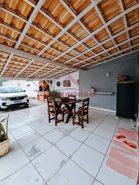 Casa com 3 quartos à venda, 300m2 em Ogiva, Cabo Frio - RJ - imagem 3 Foto 3 de Casa com 3 quartos à venda, 300m2 em Ogiva, Cabo Frio - RJ