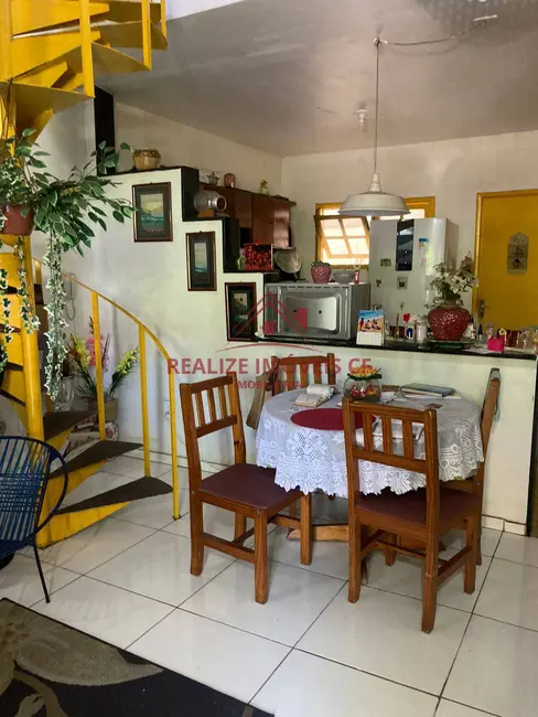 Foto 7 de Casa de Condomínio com 2 quartos à venda em Cabo Frio - RJ