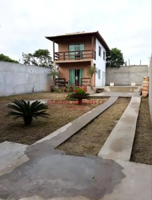 Foto 1 de Casa com 1 quarto à venda e para alugar, 120m2 em Cabo Frio - RJ