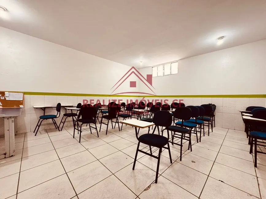 Sala Comercial para alugar, 300m2 em Jardim Flamboyant, Cabo Frio - RJ - imagem 8 Foto 8 de Sala Comercial para alugar, 300m2 em Jardim Flamboyant, Cabo Frio - RJ