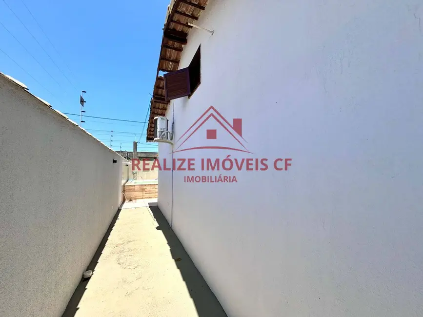 Foto 4 de Casa com 2 quartos à venda, 70m2 em Cabo Frio - RJ