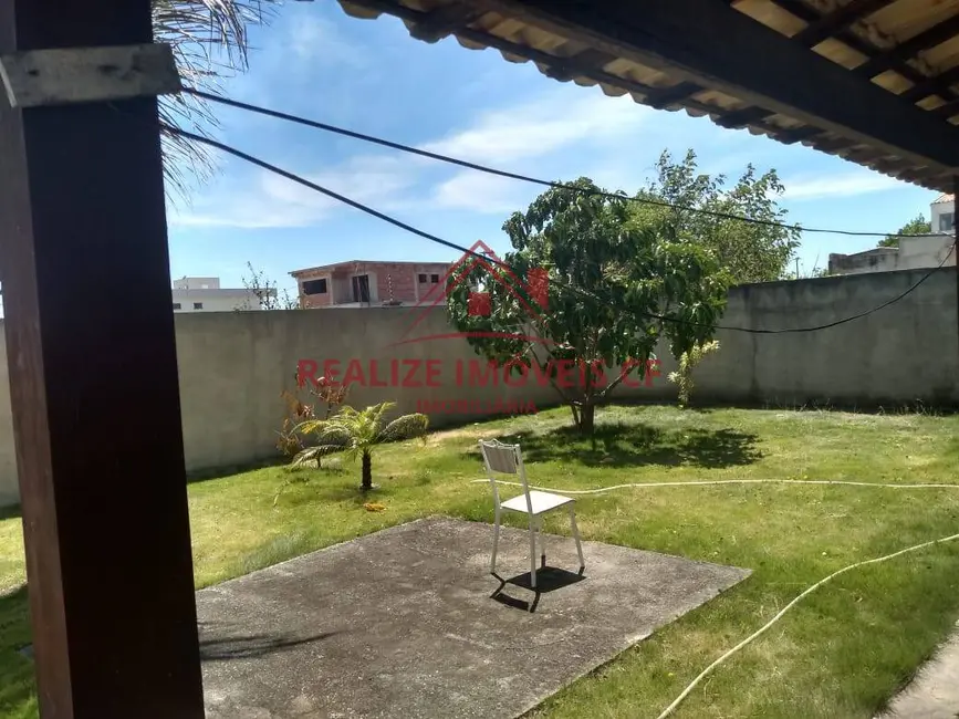 Foto 2 de Casa com 2 quartos à venda, 250m2 em Cabo Frio - RJ