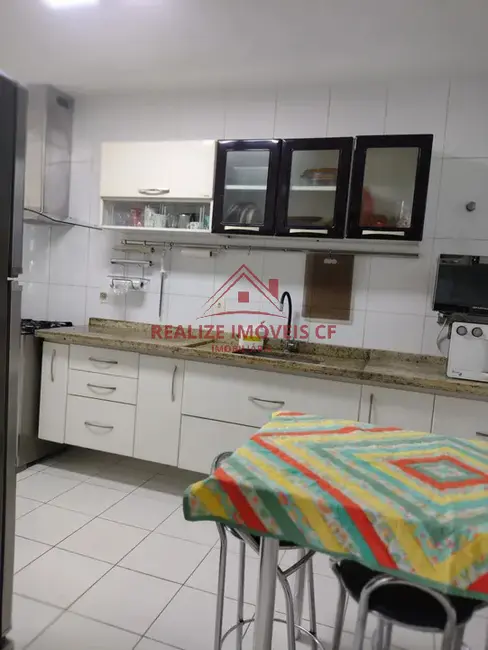 Foto 4 de Casa com 4 quartos à venda em Parque Burle, Cabo Frio - RJ