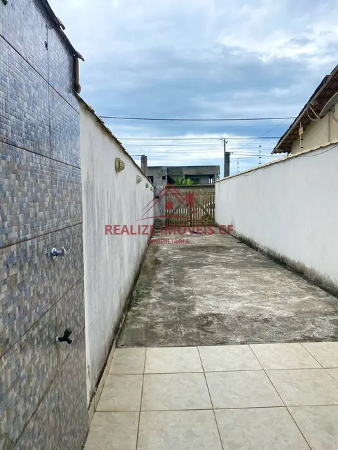 Casa com 2 quartos à venda, 80m2 em Cabo Frio - RJ - imagem 4 Foto 4 de Casa com 2 quartos à venda, 80m2 em Cabo Frio - RJ