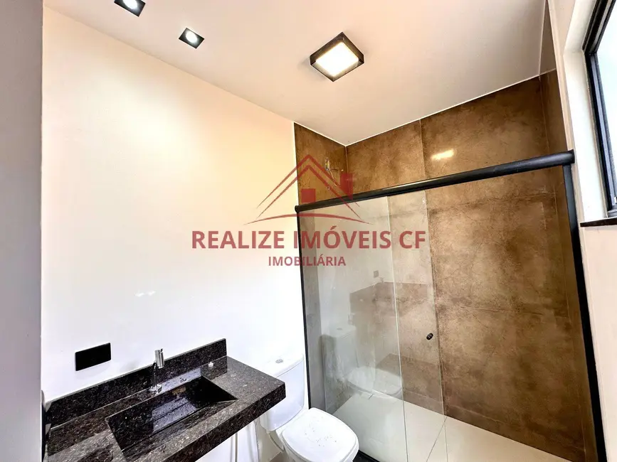 Foto 9 de Casa de Condomínio com 3 quartos à venda, 156m2 em Sao Pedro Da Aldeia - RJ