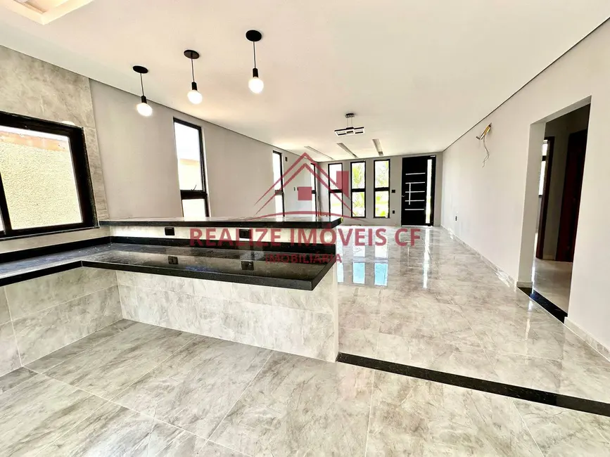 Foto 3 de Casa de Condomínio com 3 quartos à venda, 156m2 em Sao Pedro Da Aldeia - RJ